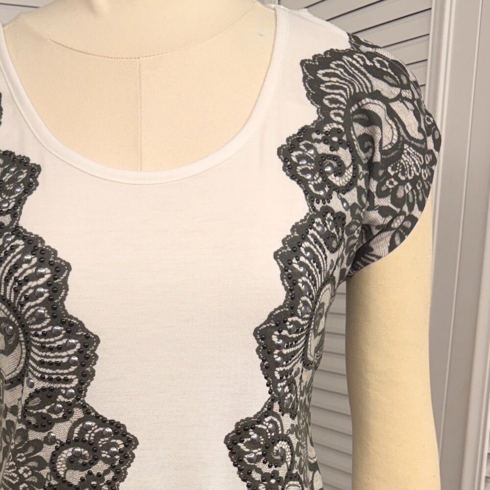 Vintage Cache B & W Sz M Top w/ Stones - Picture 5 of 12